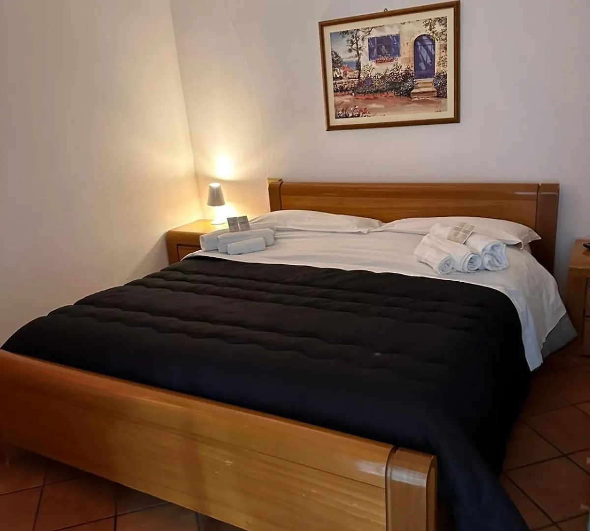 *** לינה וארוחת בוקר סירקוזה B&B L'Infiorescenza New איטליה